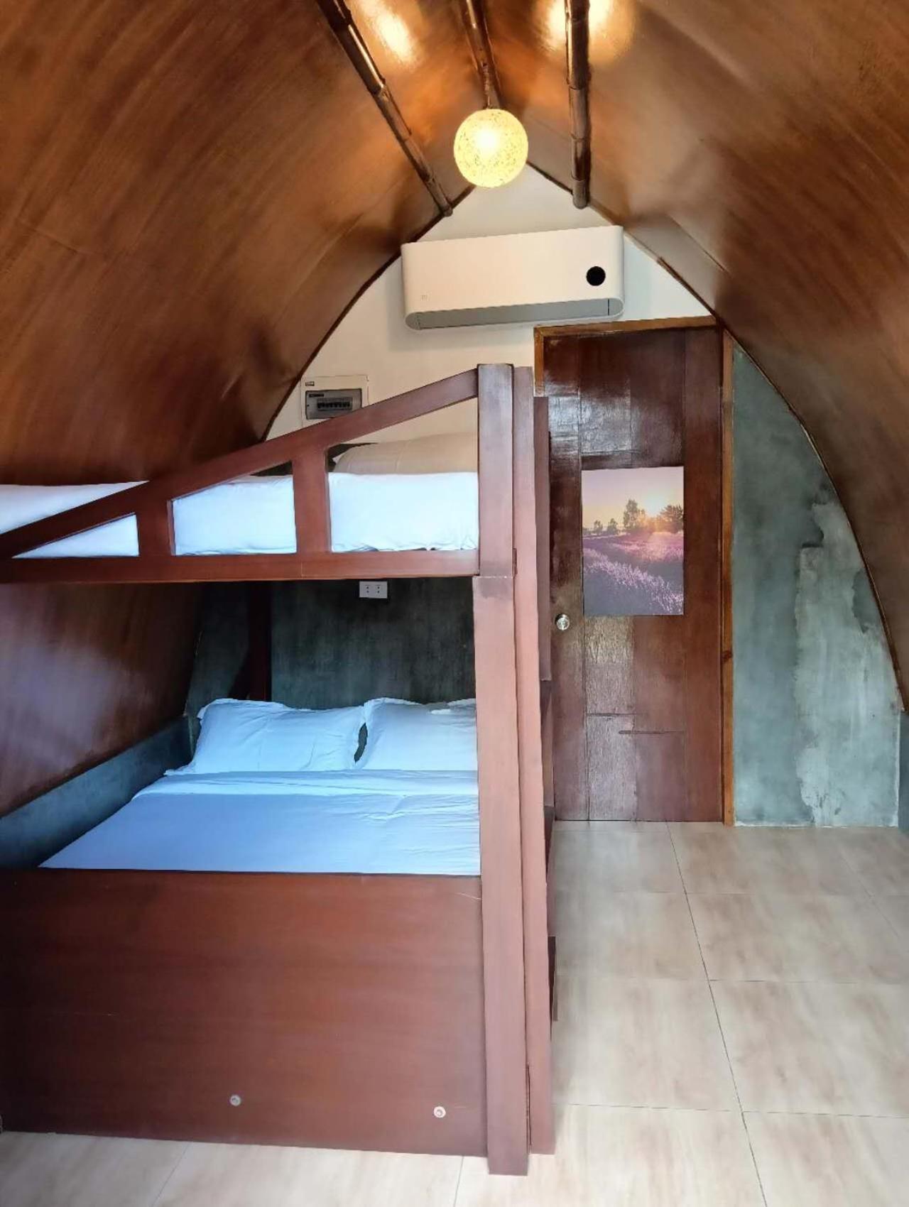 East Holiday Resort 몰볼 외부 사진